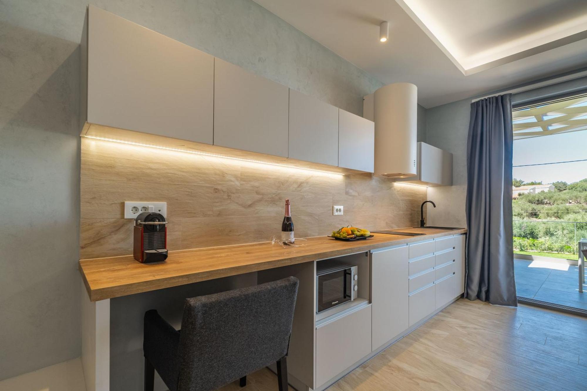 Amour Relax Hotel Almirída Ngoại thất bức ảnh