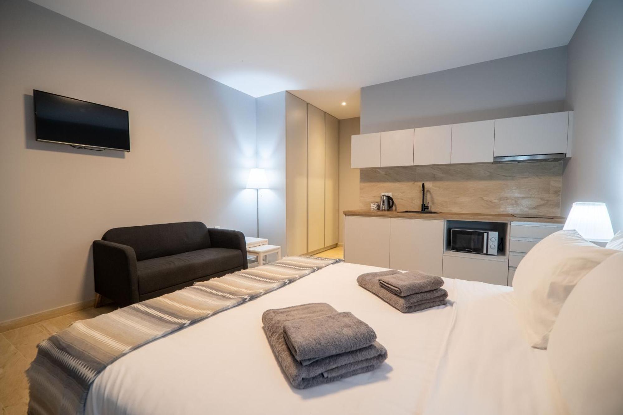 Amour Relax Hotel Almirída Ngoại thất bức ảnh